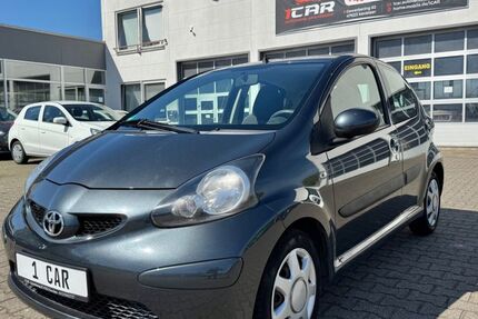 Toyota Aygo (X) 100.000 km 3.000 &euro; Kevelaer 47623