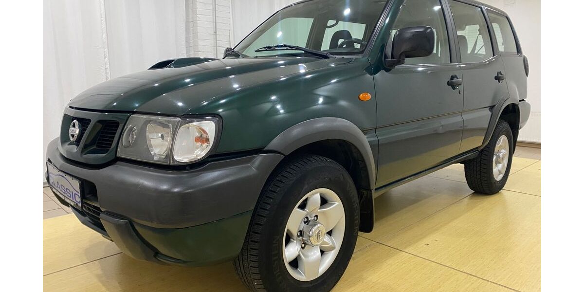 Nissan Terrano 193.000 km 8.950 &euro; Halberstadt 38820