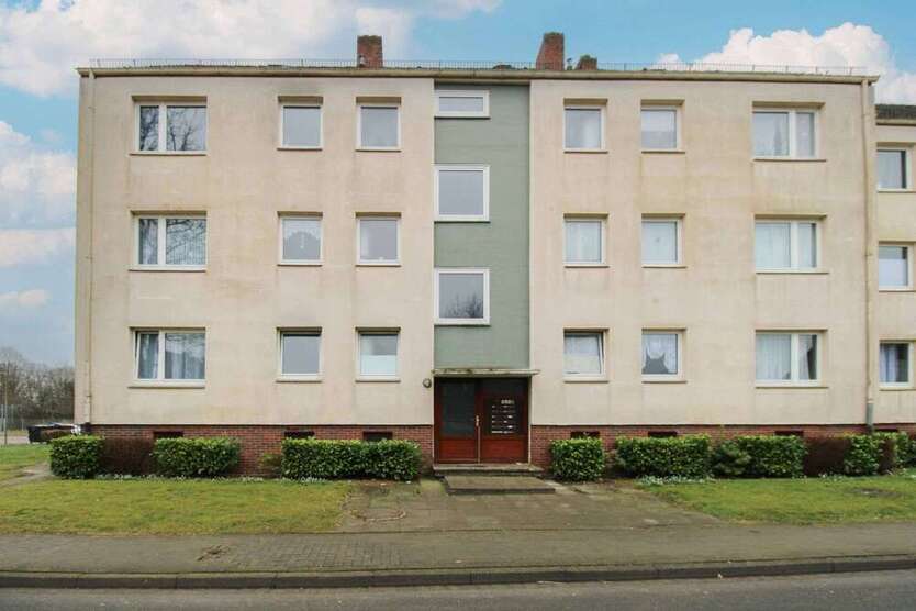 Wohnung zum Kaufen in Ganderkesee 50.000 € 32.91 m²