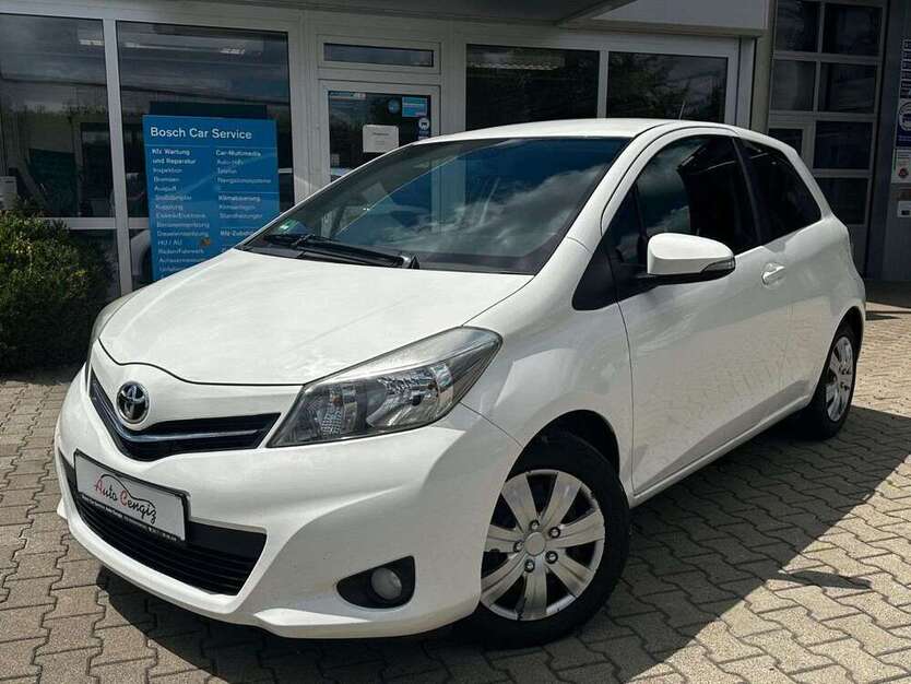 Yaris