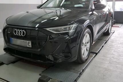 Audi e-tron 38.440 km 36.275 &euro; Hagen 58091