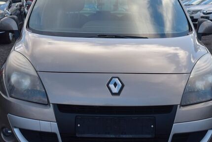 Renault Scenic 236.000 km 2.500 € Berlin 13597