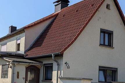 Haus Bad Schmiedeberg - 5 Zimmer, 111 m&sup2;, 90.000&euro; | Angebot:25837465