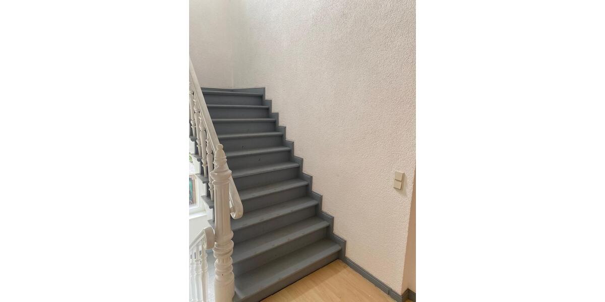 Etagenwohnung Zerbst (Anhalt) - 2 Zimmer, 65 m&sup2;, 655&euro; | Angebot:26339606