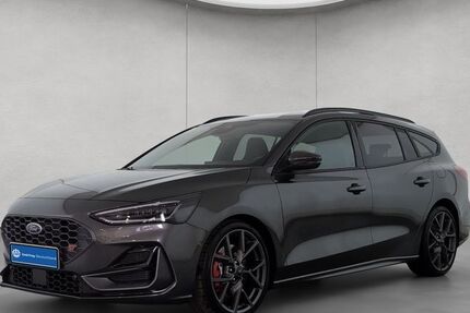Ford Focus 19.645 km 32.990 &euro; Düsseldorf 40233