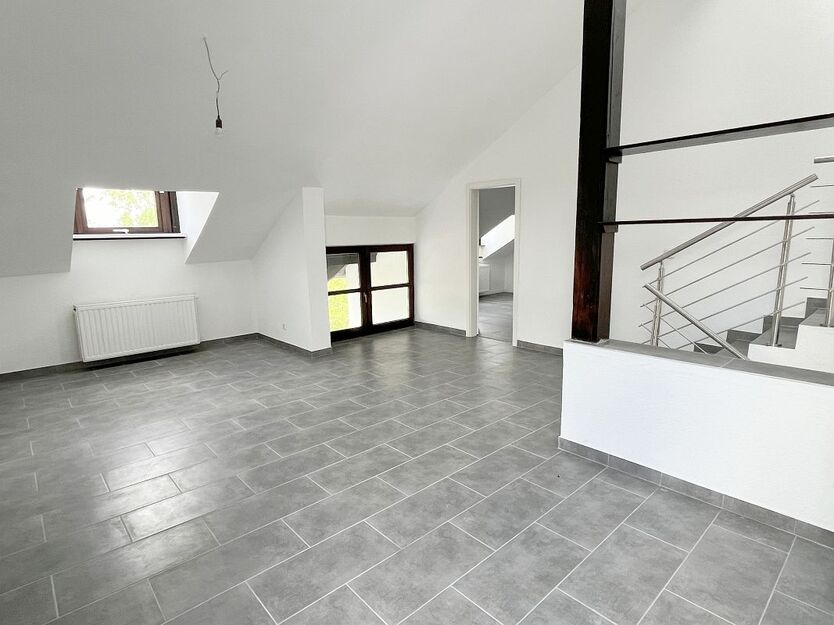 Vielseitig nutzbares Gewerbeanwesen mit großzügigem repräsentativem Wohnhaus zimmer