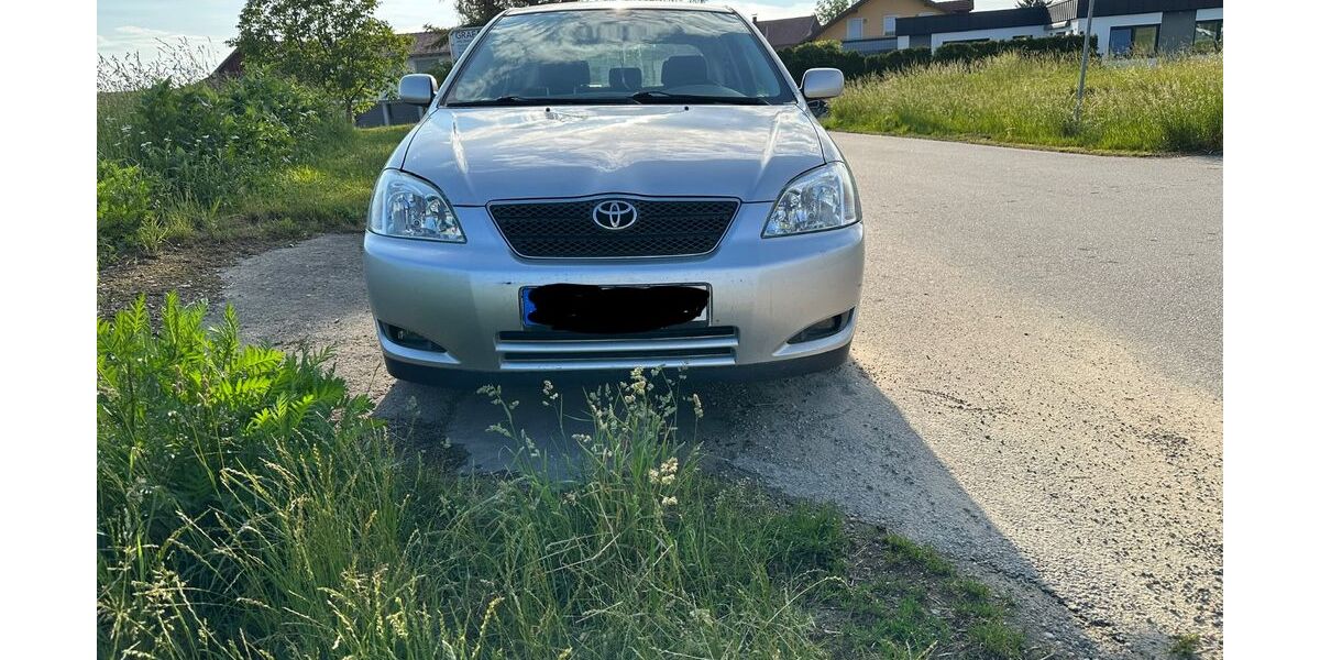 Toyota Corolla 207.000 km 1.600 &euro; Salzweg 94121