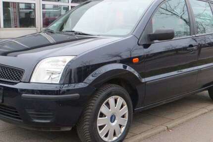 Ford Fusion 158.820 km 3.599 &euro; München 81825