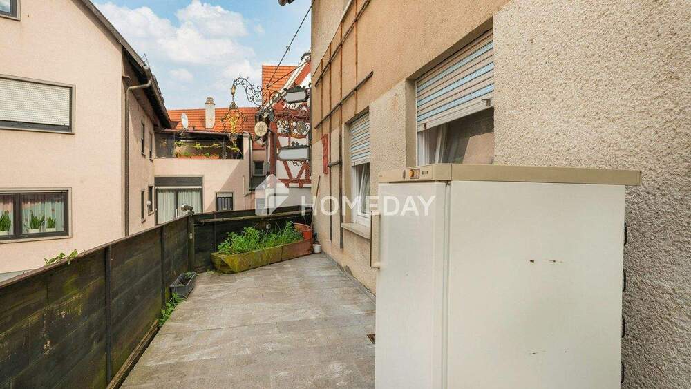 Etagenwohnung Erlabrunn - 3 Zimmer, 97 m&sup2;, 160.000&euro; | Angebot:25696137