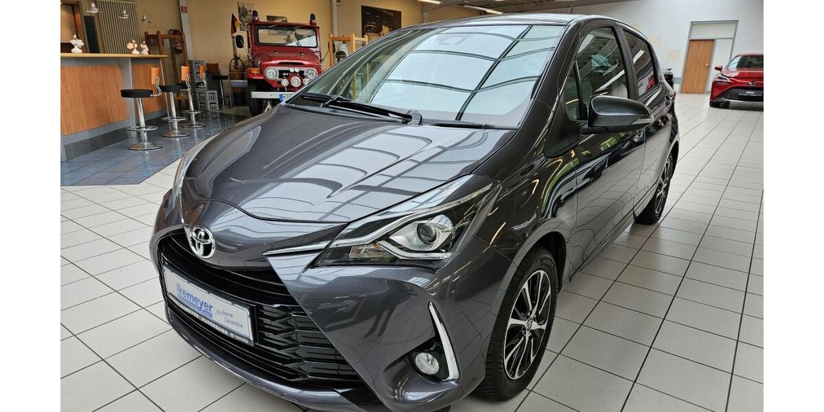 Toyota Yaris 29.560 km 14.490 &euro; Paderborn 33104