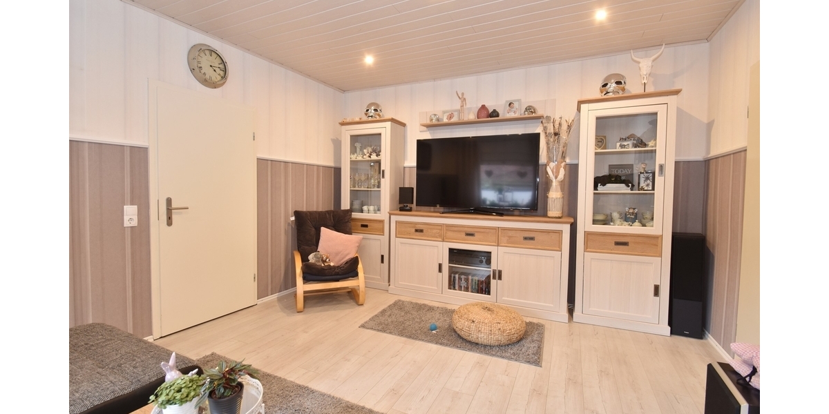 Zweifamilienhaus in zentraler Lage am Untenende. Durch Mieteinnahmen zum Eigenheim! - Zweifamilienhaus Papenburg | Angebot:26365847