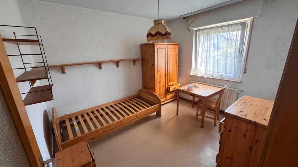 Einfamilienhaus Wiehl - 7 Zimmer, 143 m&sup2;, 225.000&euro; | Angebot:26226574