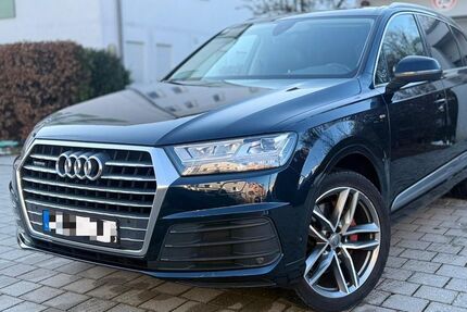 Audi Q7 220.000 km 21.900 &euro; München 81677