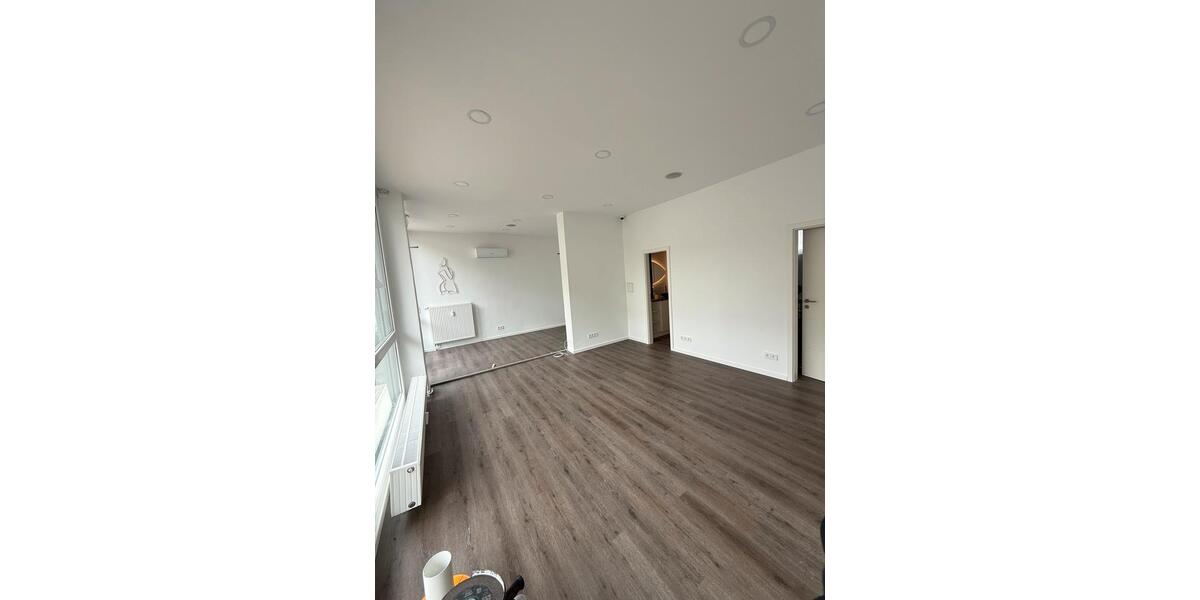 Gewerbeobjekt Leonberg - 1.075&euro; | Angebot:26146242