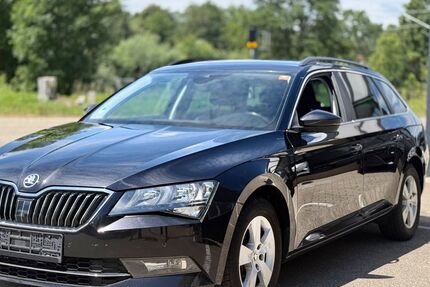 Skoda Superb 241.000 km 7.990 &euro; Ittlingen 74930