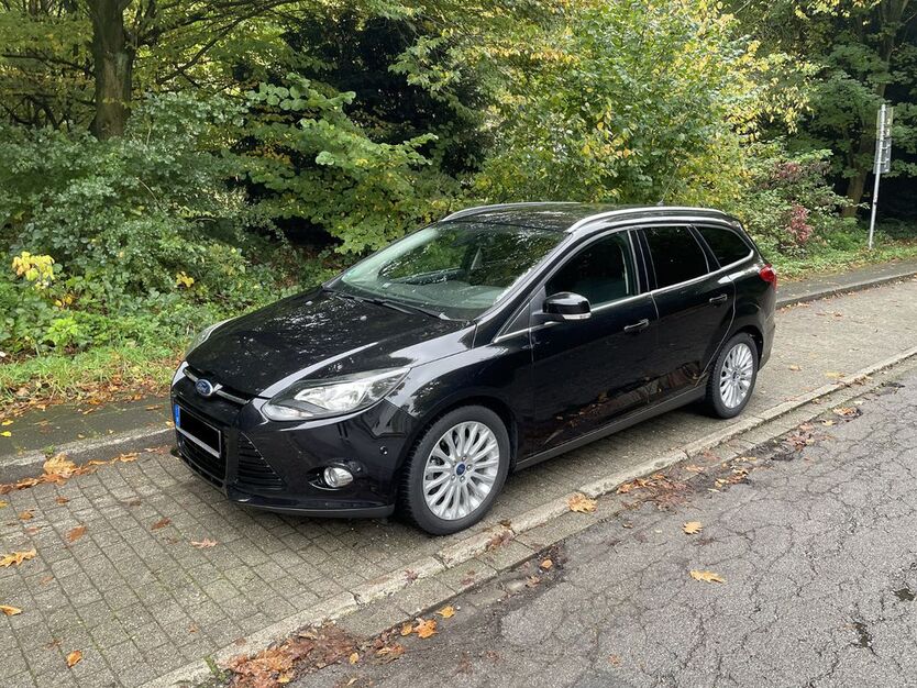Ford Focus 108.700 km 11.900 € Essen 45133