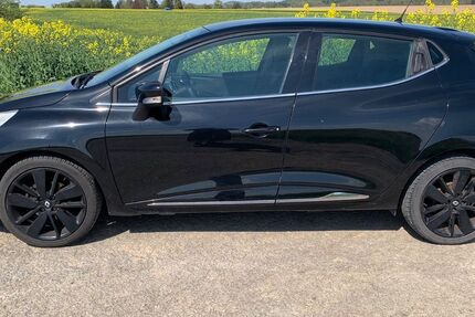 Renault Clio 153.000 km 5.400 &euro; Aspach 71546