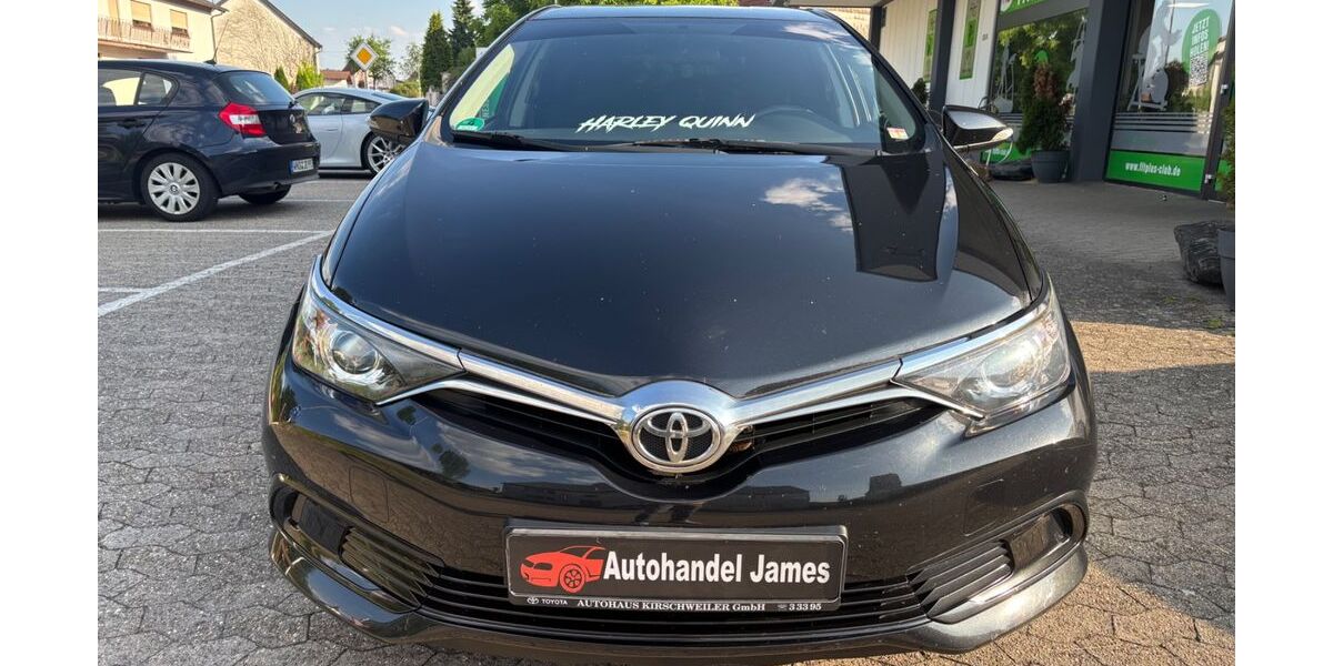 Toyota Auris 150.000 km 7.700 € Nohfelden O.t. Wolfersweiler 66625