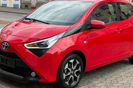 Toyota Aygo (X) 18.400 km 10.400 &euro; Saarbrücken - Burbach 66115