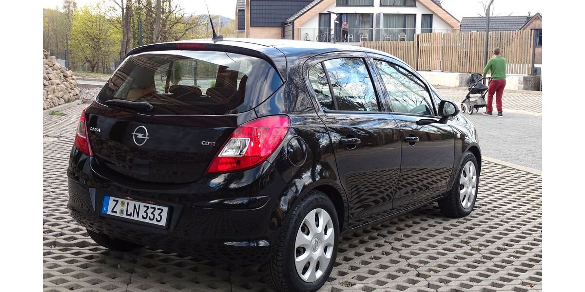 Opel Corsa 150.000 km 4.150 &euro; Görlitz 02828