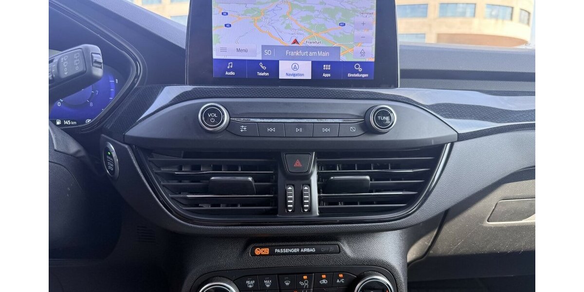 Ford Focus 1.0 Ecoboost ST-Line X/TopZustand 89.900 km 13.490 &euro; Frankfurt 60386