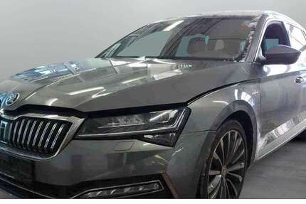 Skoda Superb 117.600 km 29.970 &euro; Kreuzwertheim 97892