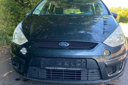 Ford S-Max 243.000 km 899 &euro; Limburg 65549