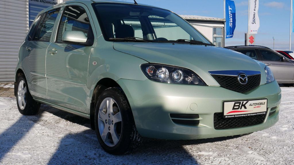 Mazda 2 118.900 km 2.990 &euro; Königsbrunn 86343