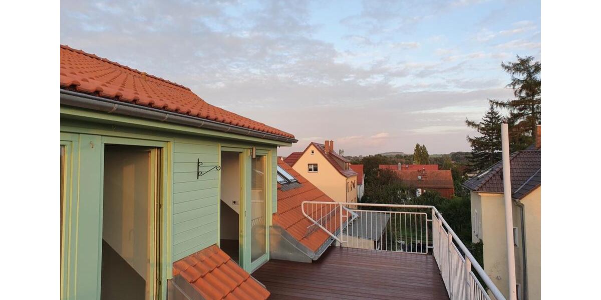 Dachgeschoßwohnung Dresden Schönfeld-Weißig - 4 Zimmer, 107 m&sup2;, 380.000&euro; | Angebot:25496200