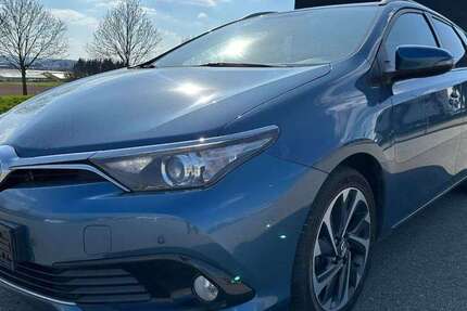 Toyota Auris 204.465 km 6.299 &euro; Schönaich 71101