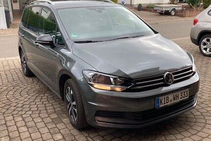 VW Touran 99.000 km 16.900 &euro; Winnweiler 67722