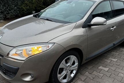 Renault Megane 137.800 km 3.480 &euro; Dresden 01237