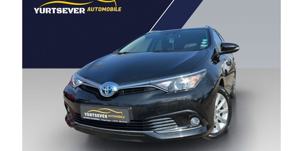 Toyota Auris 83.101 km 17.290 &euro; Holzgerlingen 71088
