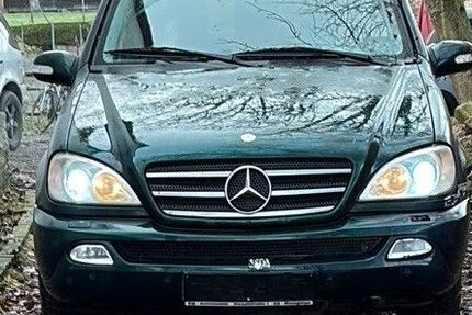 Mercedes-Benz ML 500 289.000 km 1.700 &euro; Wesertal 34399
