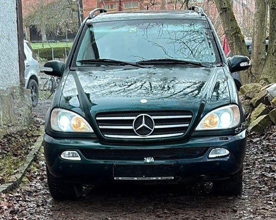 Mercedes-Benz ML 500 289.000 km 1.700 &euro; Wesertal 34399