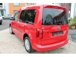 VW Caddy 2,0 Tdi 5-Sitzer 1.Hand NAVI Scheckheft gepf 296.000 km 7.940 &euro; Bonn 53225