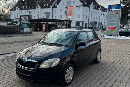 Skoda Fabia 98.857 km 4.500 &euro; Freising/Lerchenfeld 85356