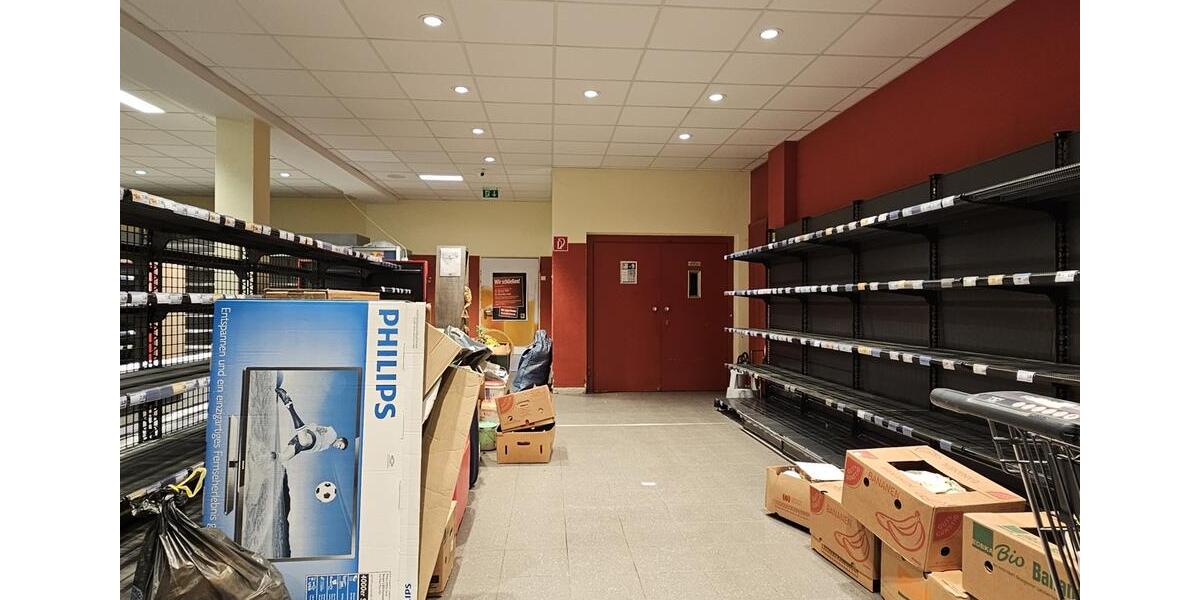 Werbewirksame Einzelhandelsfläche am Rande der Schwabacher Innenstadt zimmer