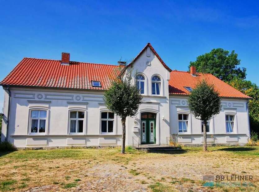 Haus zum Kaufen in Meesiger 425.000 € 275 m²