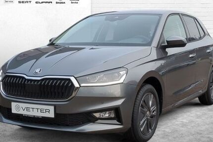 Skoda Fabia 10.000 km 21.449 &euro; Pressig 96332