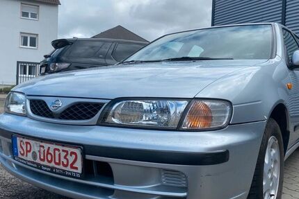 Nissan Almera