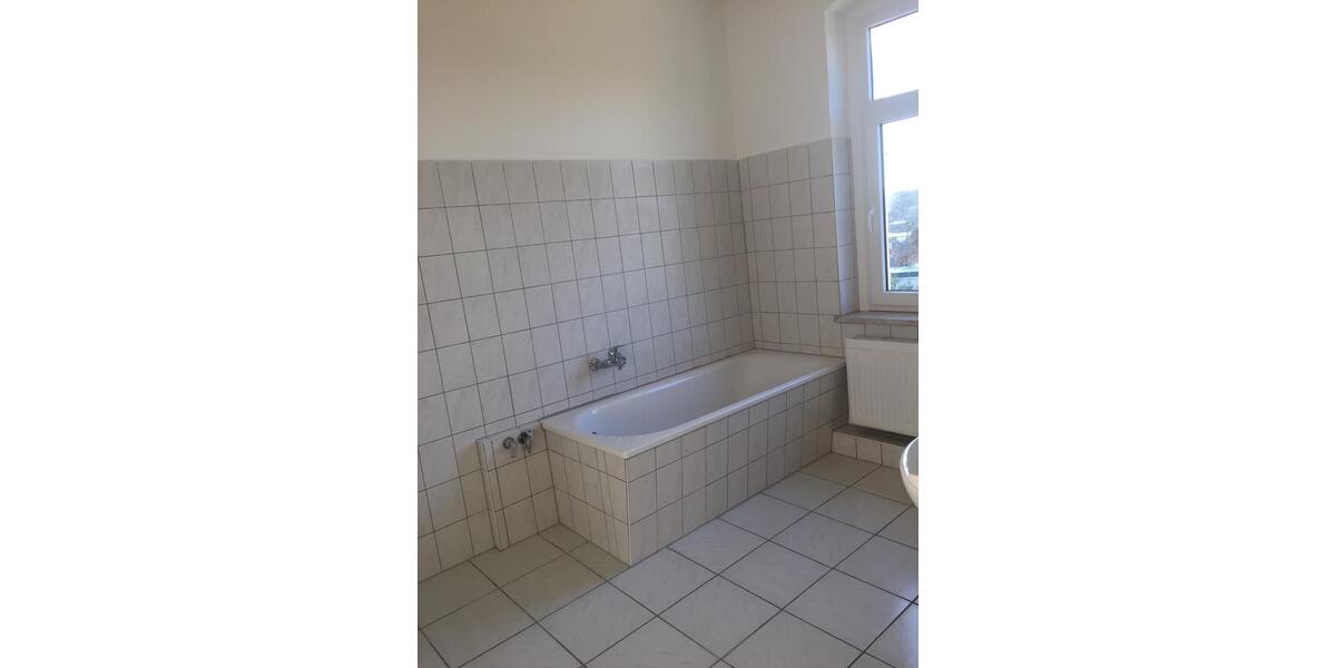 Etagenwohnung Meuselwitz - 5 Zimmer, 101 m&sup2;, 960&euro; | Angebot:24660018