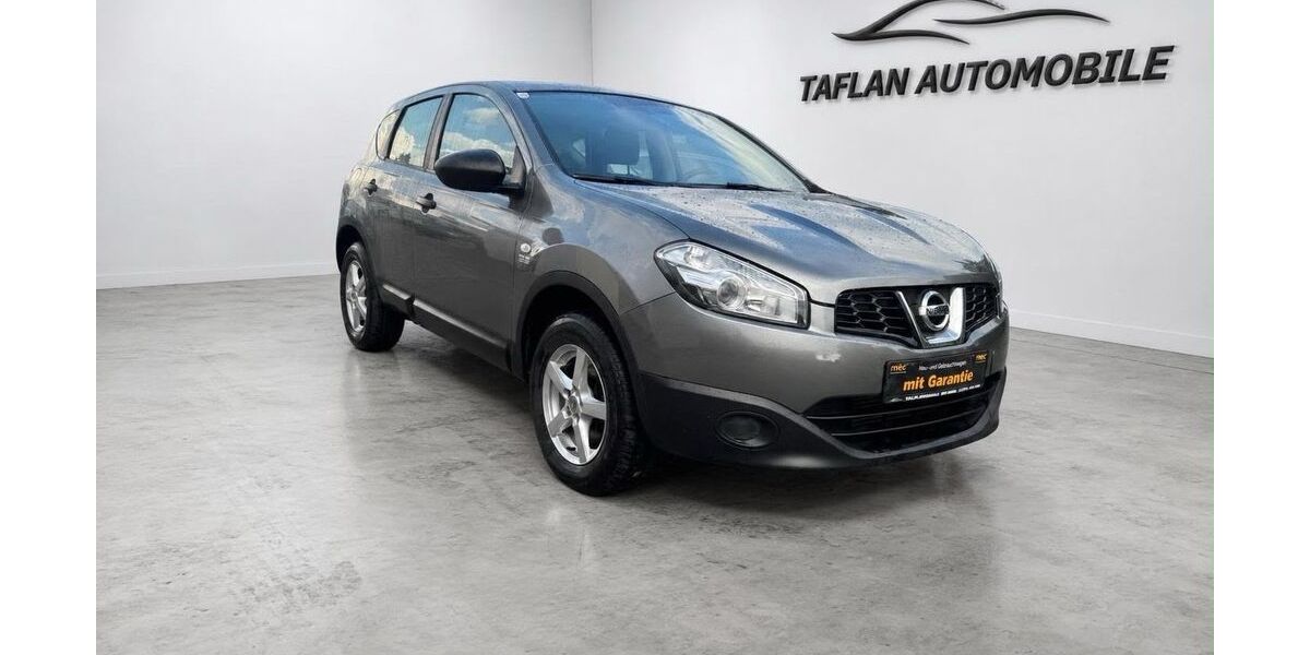 Nissan Qashqai 159.575 km 5.975 &euro; Bad Waldsee 88339