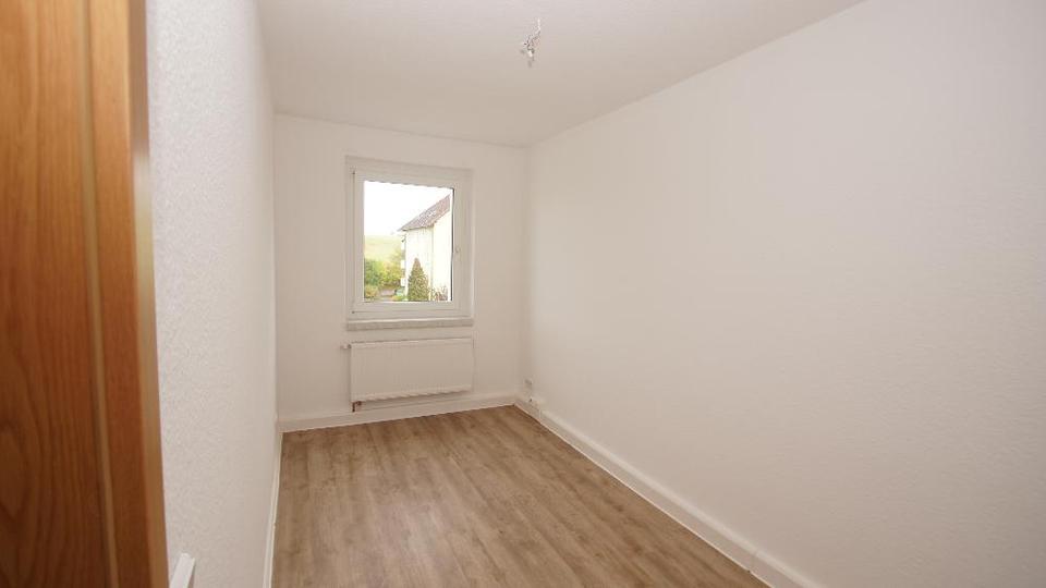 Etagenwohnung Dippoldiswalde - 3 Zimmer, 59 m&sup2;, 363&euro; | Angebot:26130446