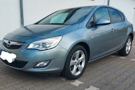 Opel Astra 158.000 km 5.950 € Harztor 99768