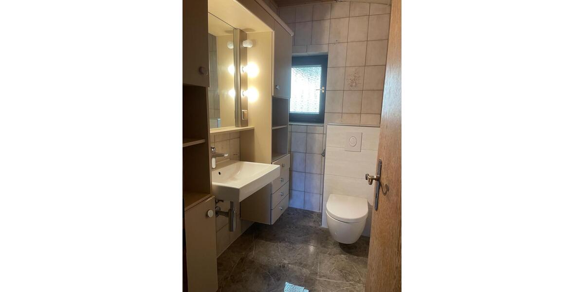 Doppelhaushälfte Northeim - 4 Zimmer, 96 m&sup2;, 1.200&euro; | Angebot:26255446