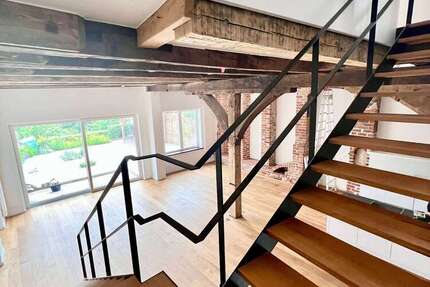 Haus zum Mieten in Lüneburg 3.500 € 250 m²