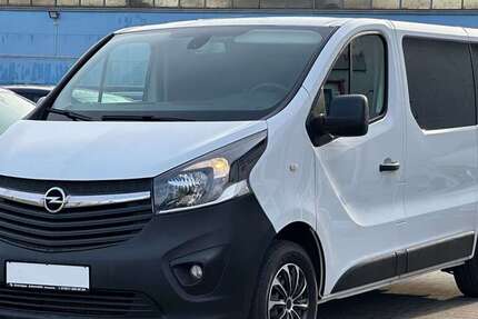 Opel Vivaro 124.000 km 18.995 &euro; Bruchsal-Helmsheim 76646