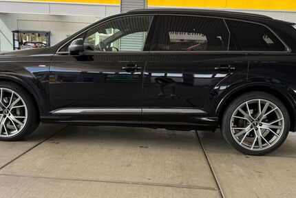 Audi Q7 186.000 km 41.600 &euro; Nürnberg 90459