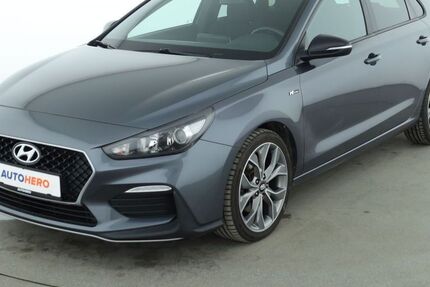 Hyundai i30 96.952 km 14.950 &euro; Dresden 01187